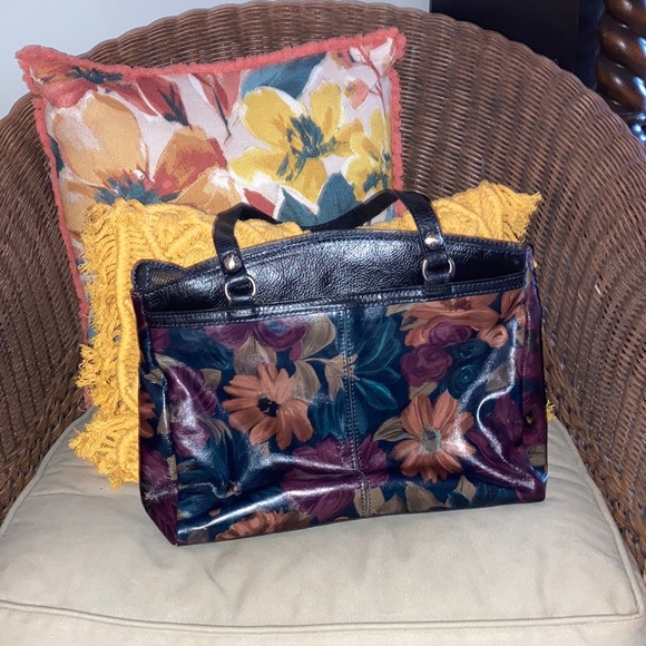 Patricia Nash Handbags - Patricia Nash medium leather shoulder tote floral